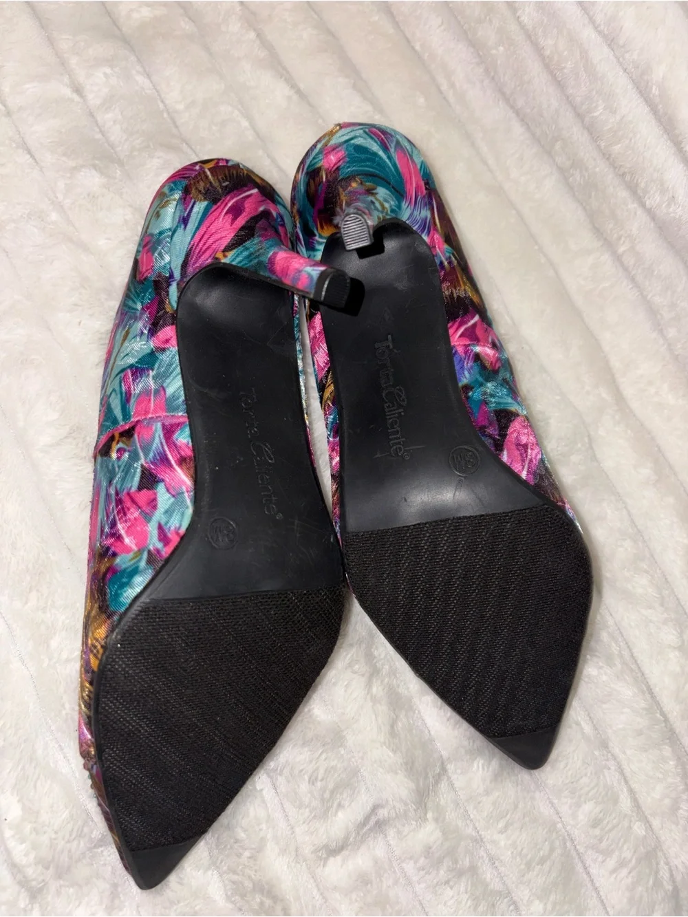 Torta Caliente Stiletto Pumps 8M